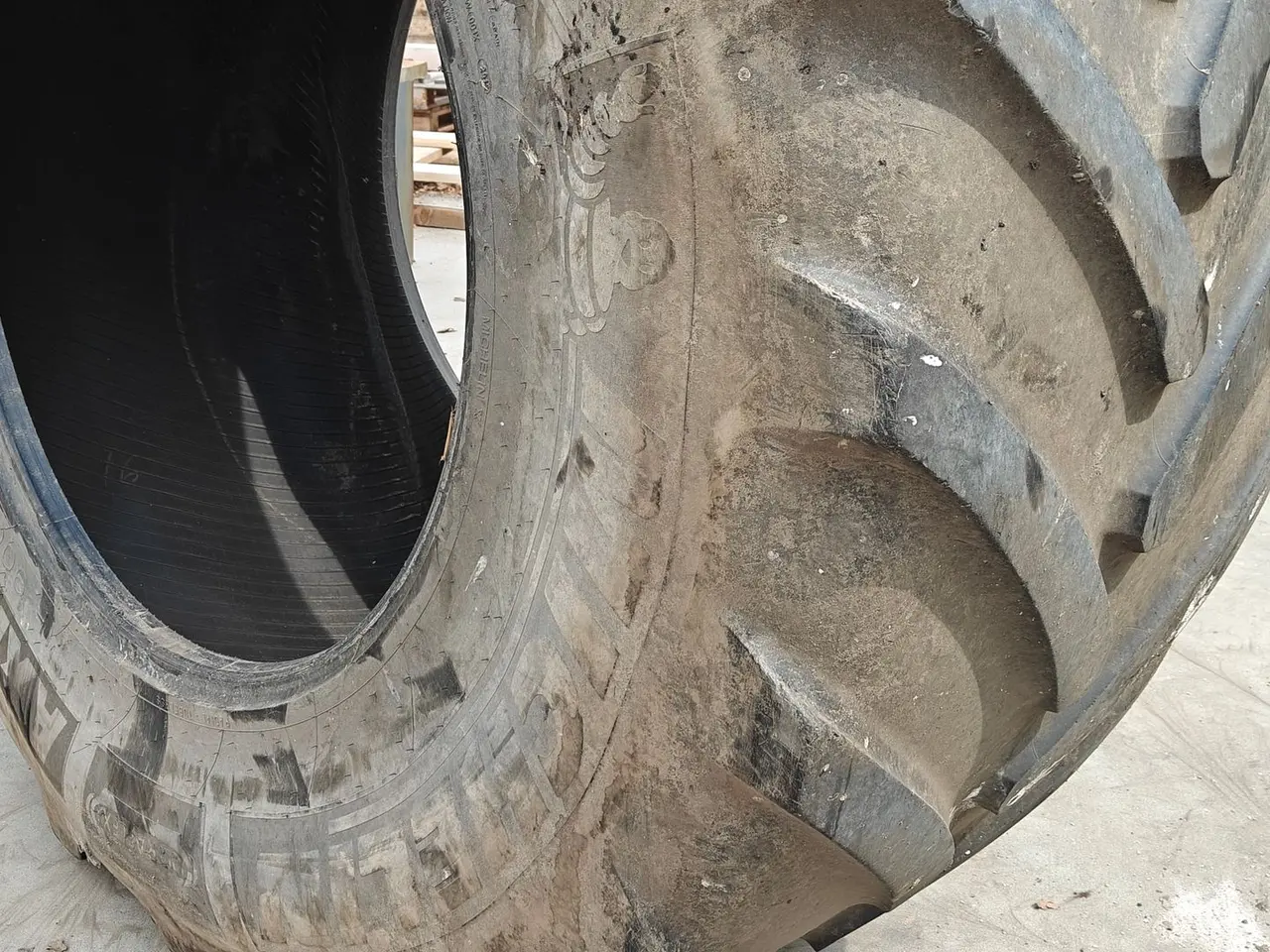 Billede 4 - Michelin 900/60R42 XXX