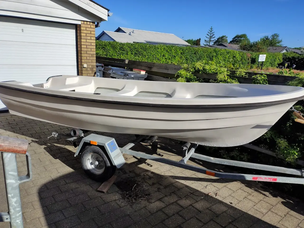 Billede 1 - Jolle 13 Fod - Trailer - Motor