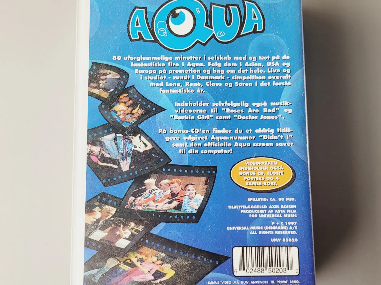 Billede 4 - ⭐️: Aqua – Around the World (VHS + CD + Samlekort)