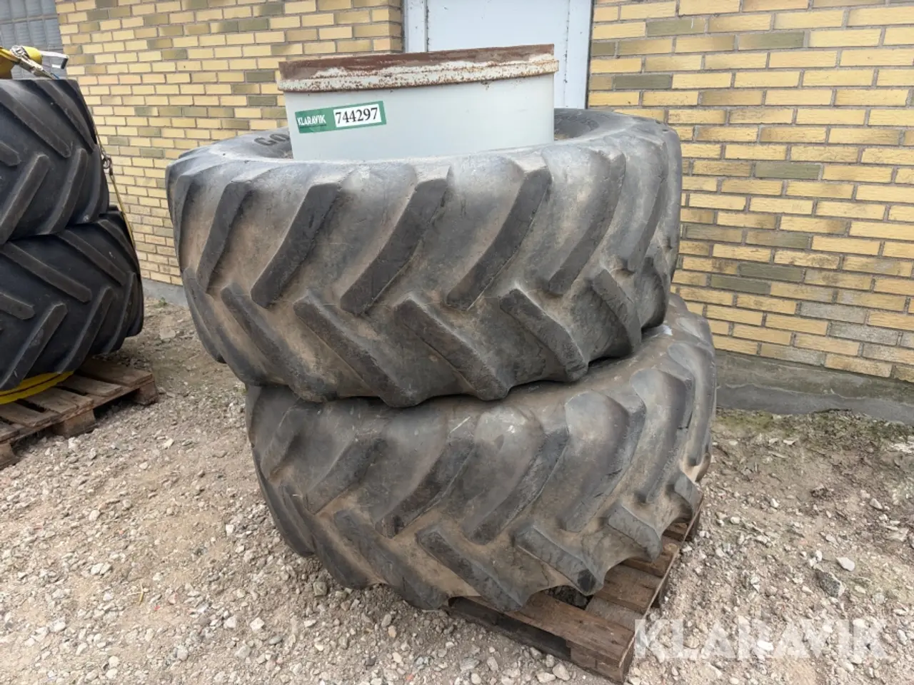 Billede 2 - Tvillingehjul Goodyear DT820 2 styk