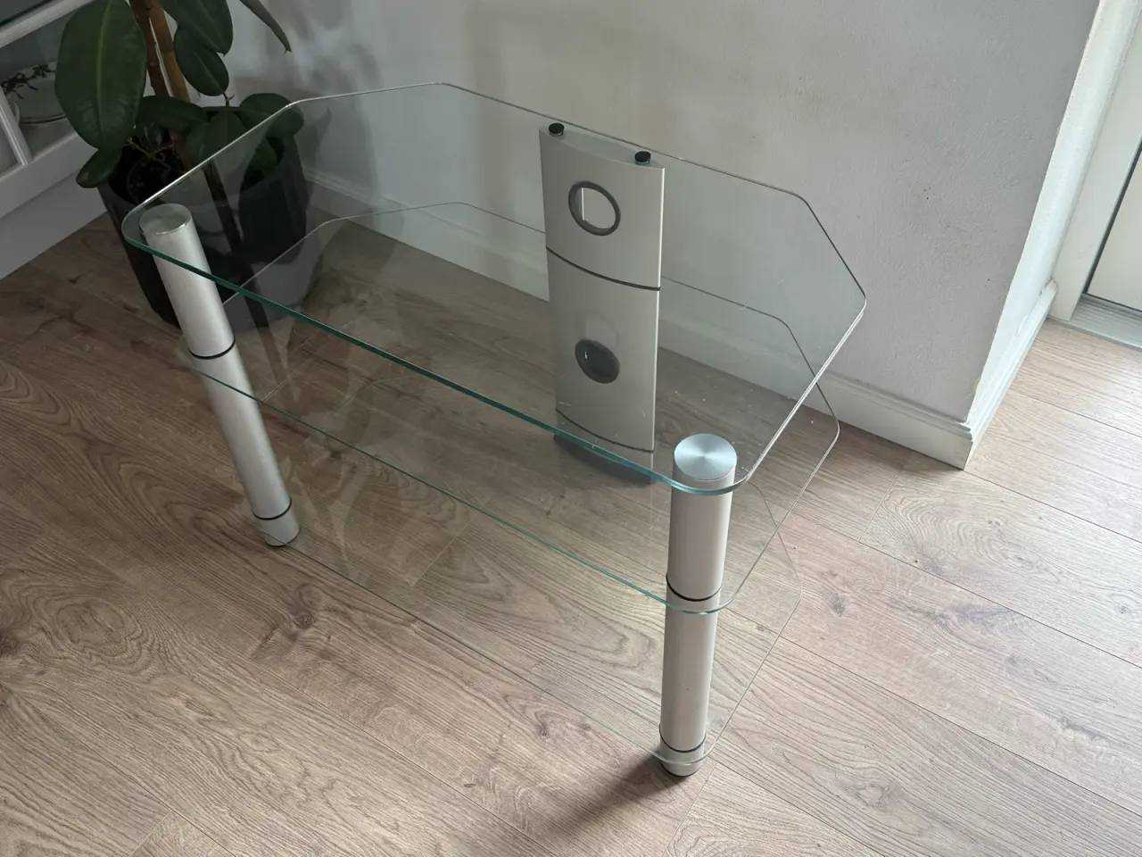 Billede 2 - TV bord i glas