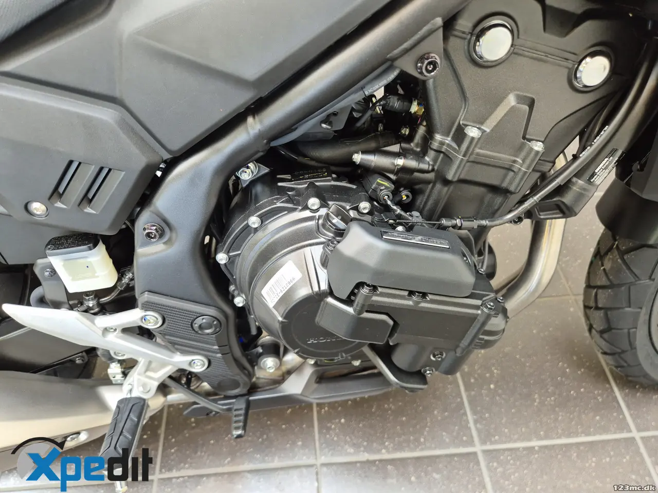 Billede 17 - Honda NX 500 E-Clutch