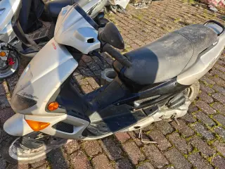 Peugeot Speedfight 1 