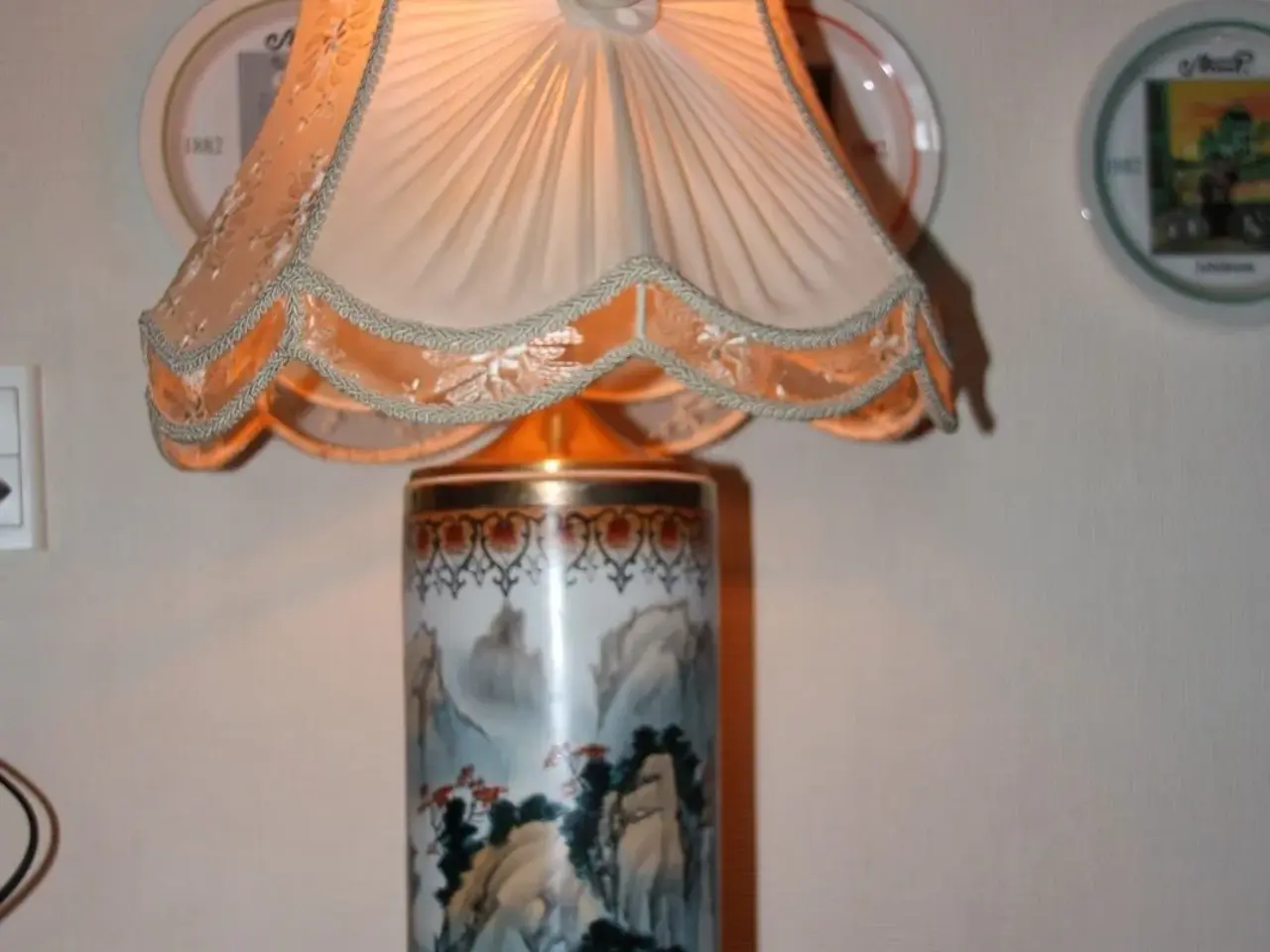 Billede 1 - Kinesisk rund lampe med landskabsmotiv