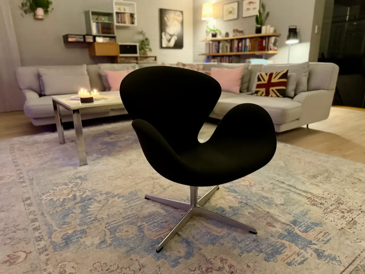 Billede 1 - Arne Jacobsen svanen sort