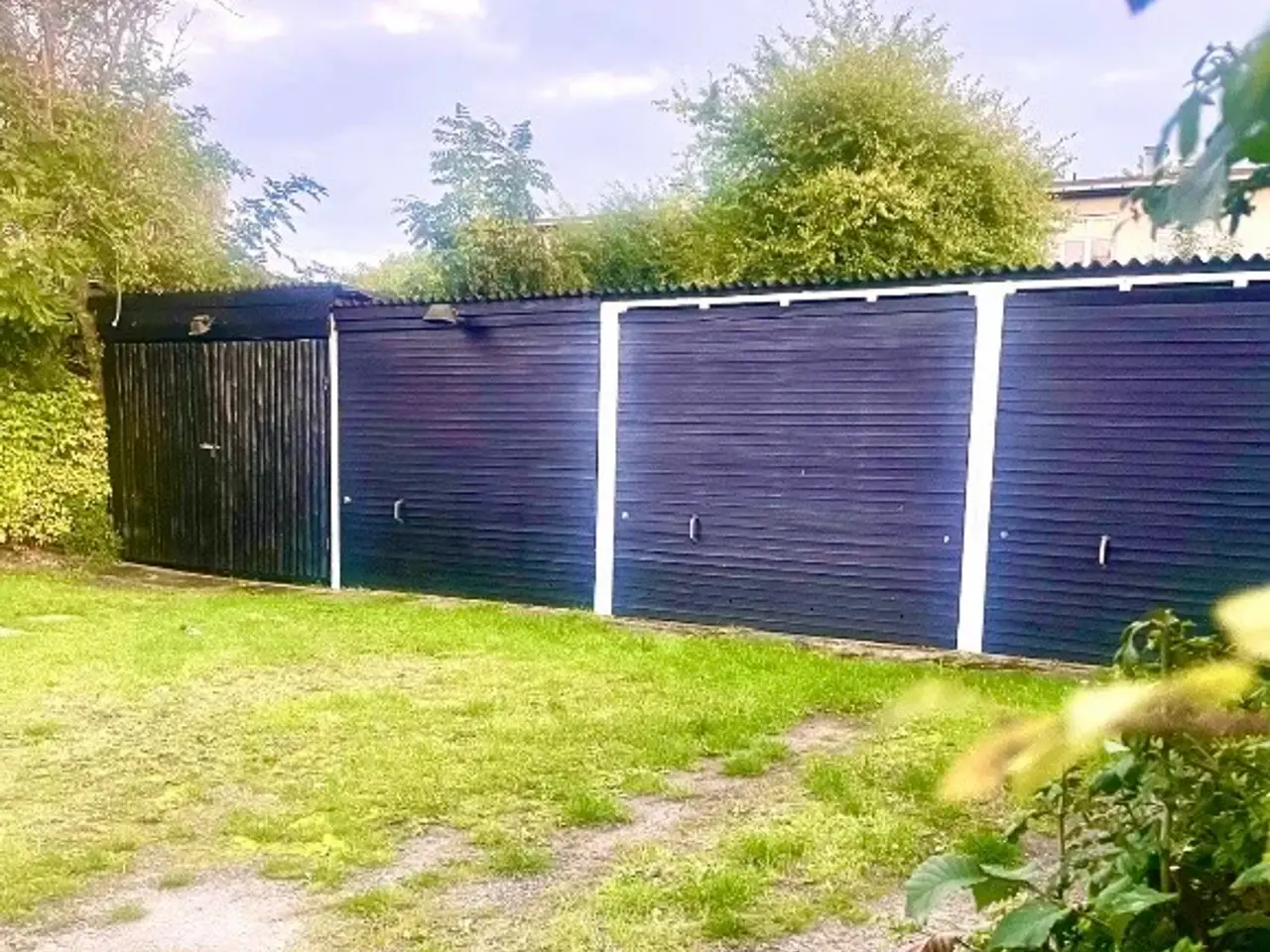 Billede 1 - Garage udlejes