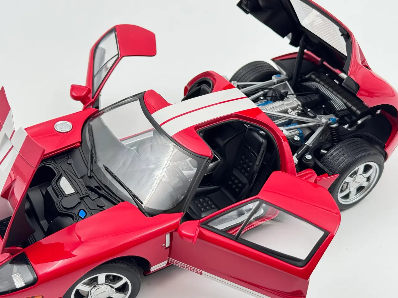 Billede 5 - 2004 Ford GT - AUTOart - 1:18
