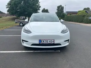 Tesla Model Y  RWD