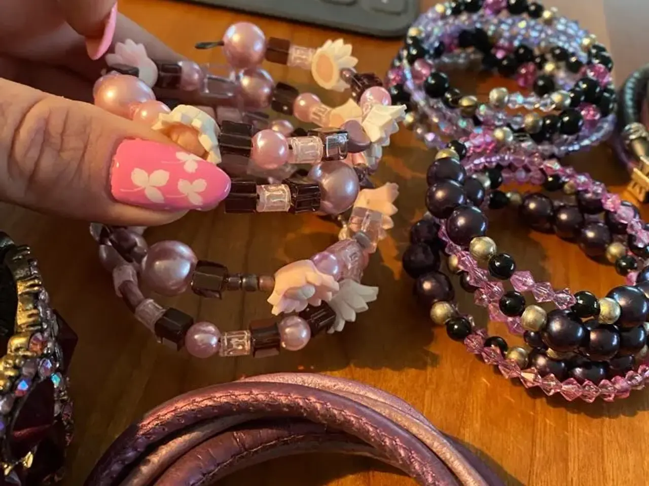 Billede 5 - Flotte armbånd