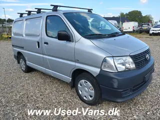 Toyota Hiace 2,5 4-D4 med aircon