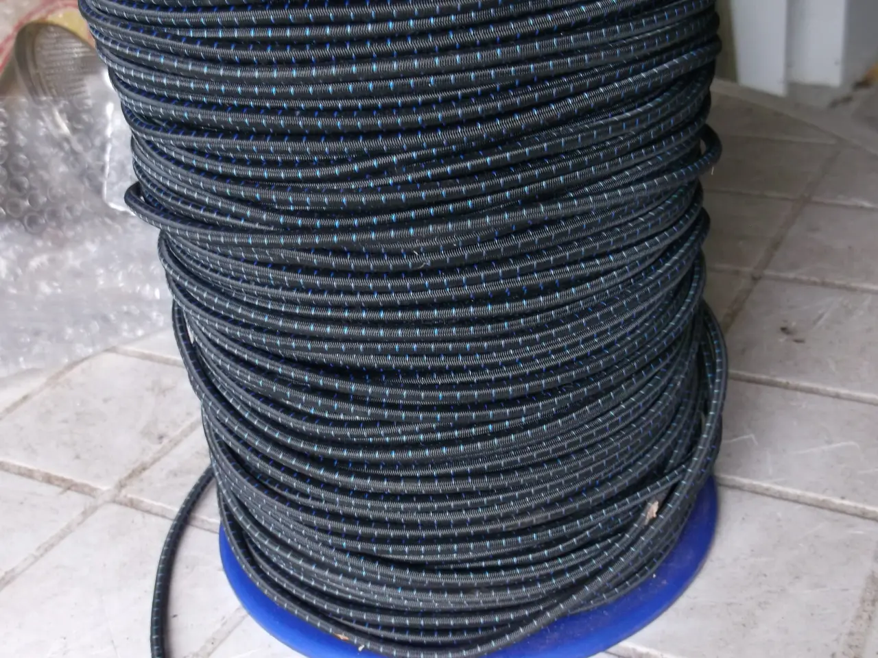Billede 3 - Elastik snor 4 mm. rulle.