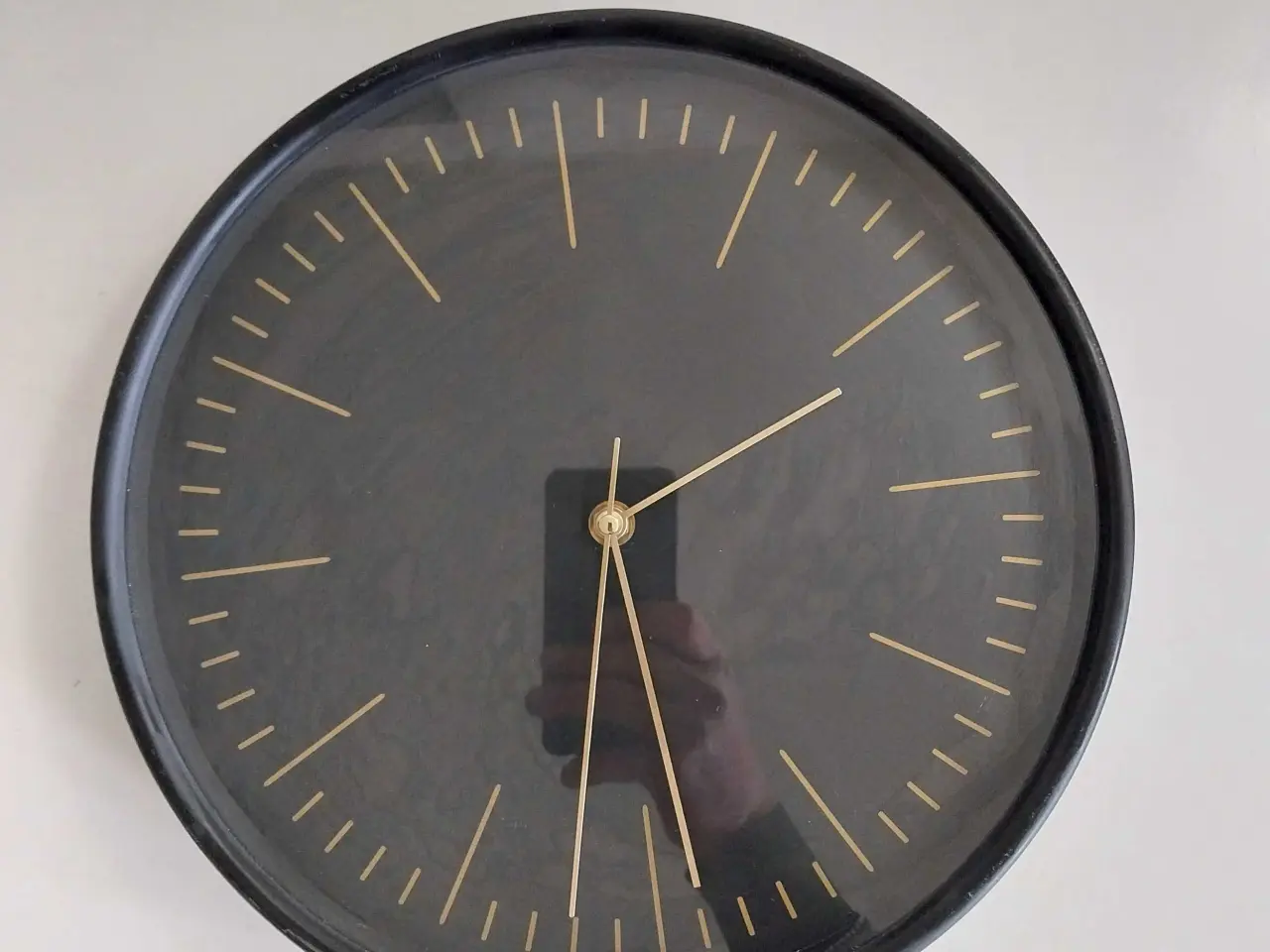 Billede 2 - Vægur sort 30 cm