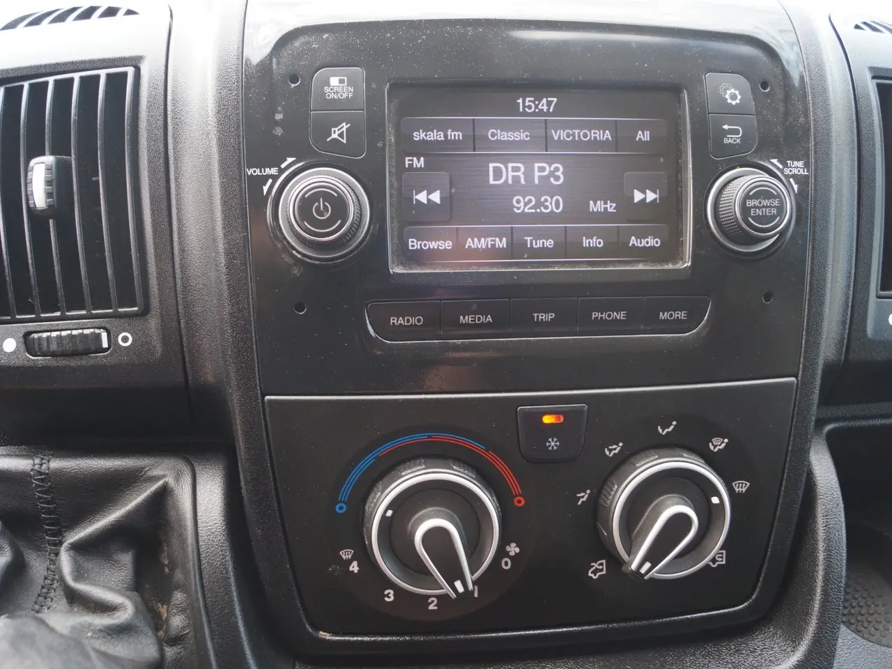Billede 8 - Peugeot Boxer 333 2,2 BlueHDi 140 L3H2 Premium