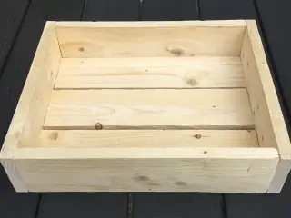 Træ Kasse / bakke i genbrugstræ fyr 32,8 x 27