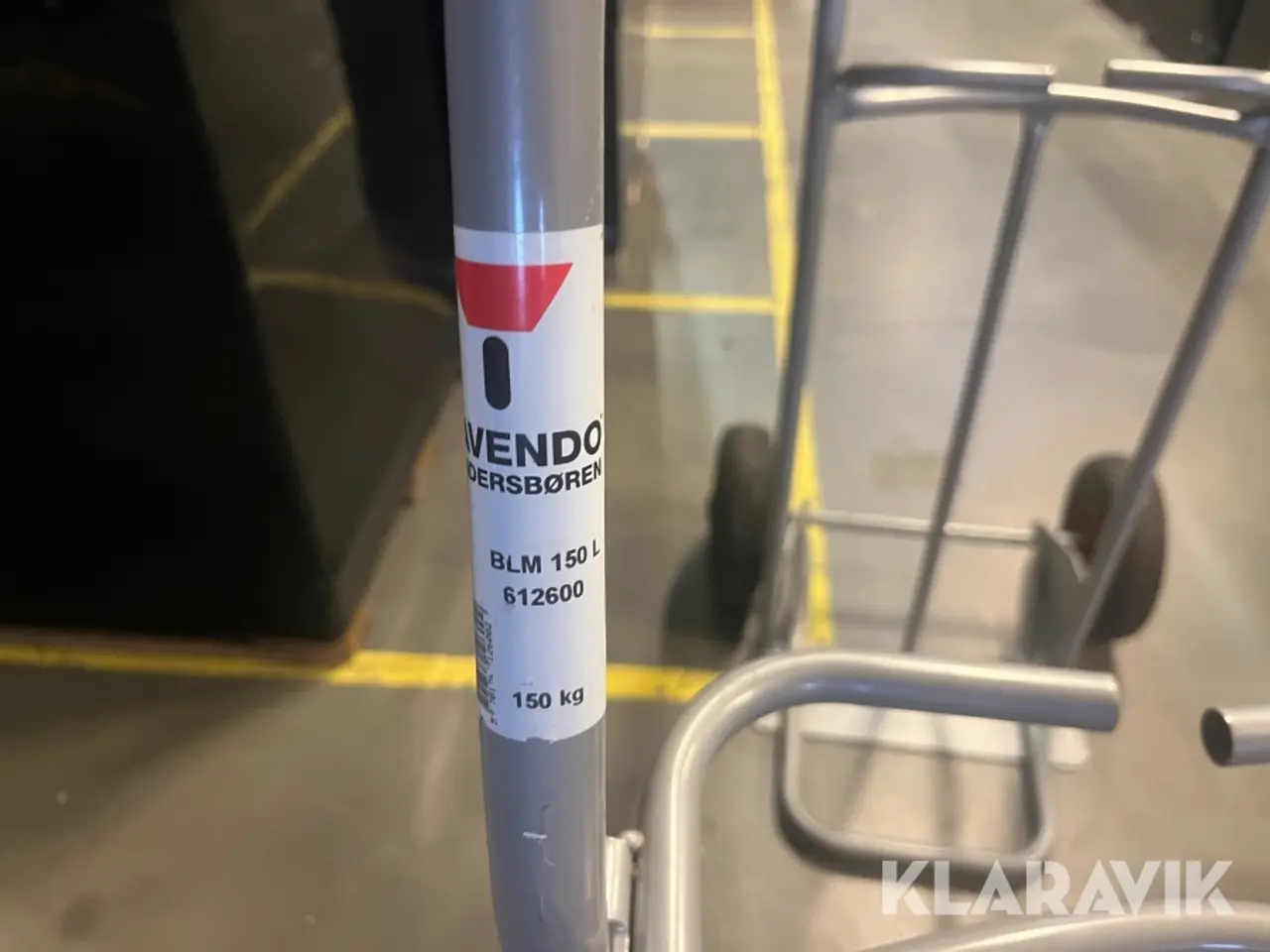 Billede 3 - Affaldsvogn samt møbelhunde Ravendo Blom 150L 2 styk og 5 styk møbelhund