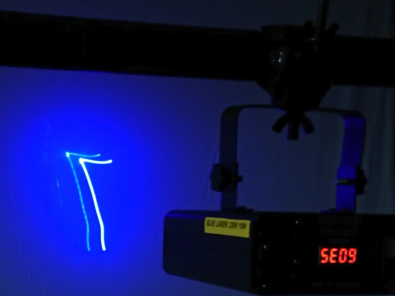 Billede 4 - Udlejes - LASER LIGHT BLUE Beam Line 10 Watt.