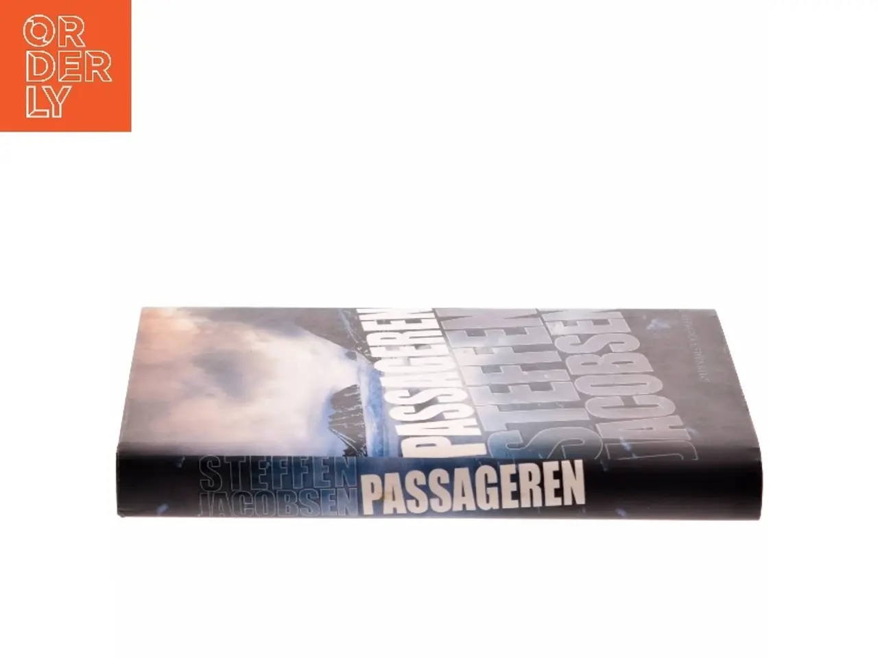 Billede 2 - Passageren af Steffen Jacobsen (Bog)
