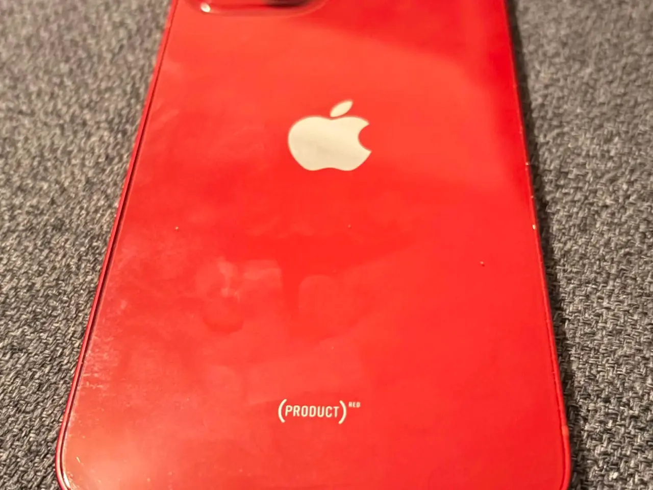Billede 2 - RØD IPHONE 13 128gb | Perfekt skærm uden ridser