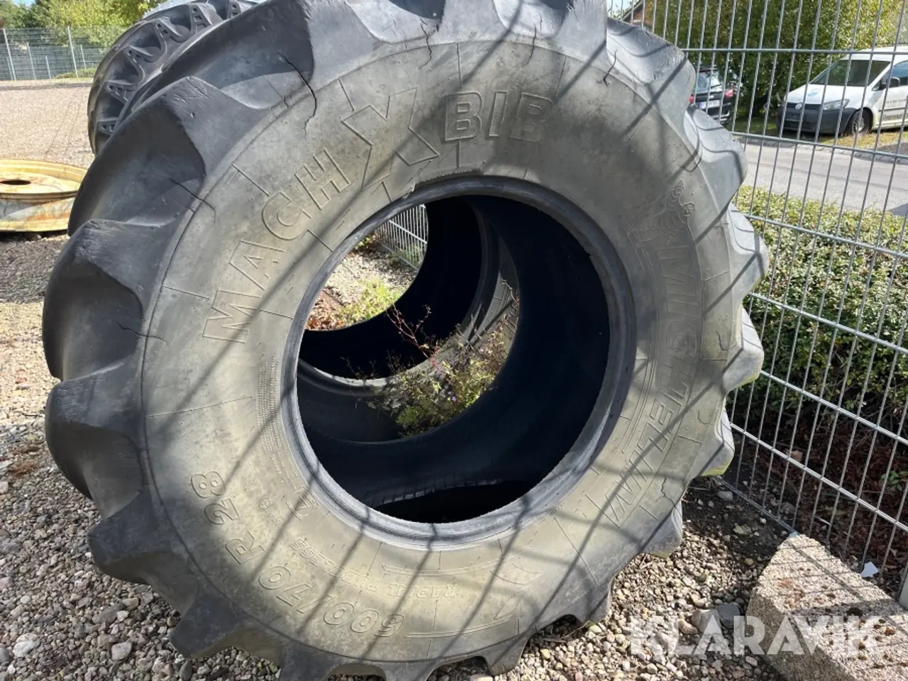 Billede 4 - Dæk Michelin MachXBib 600/70 R28, 2 Styk