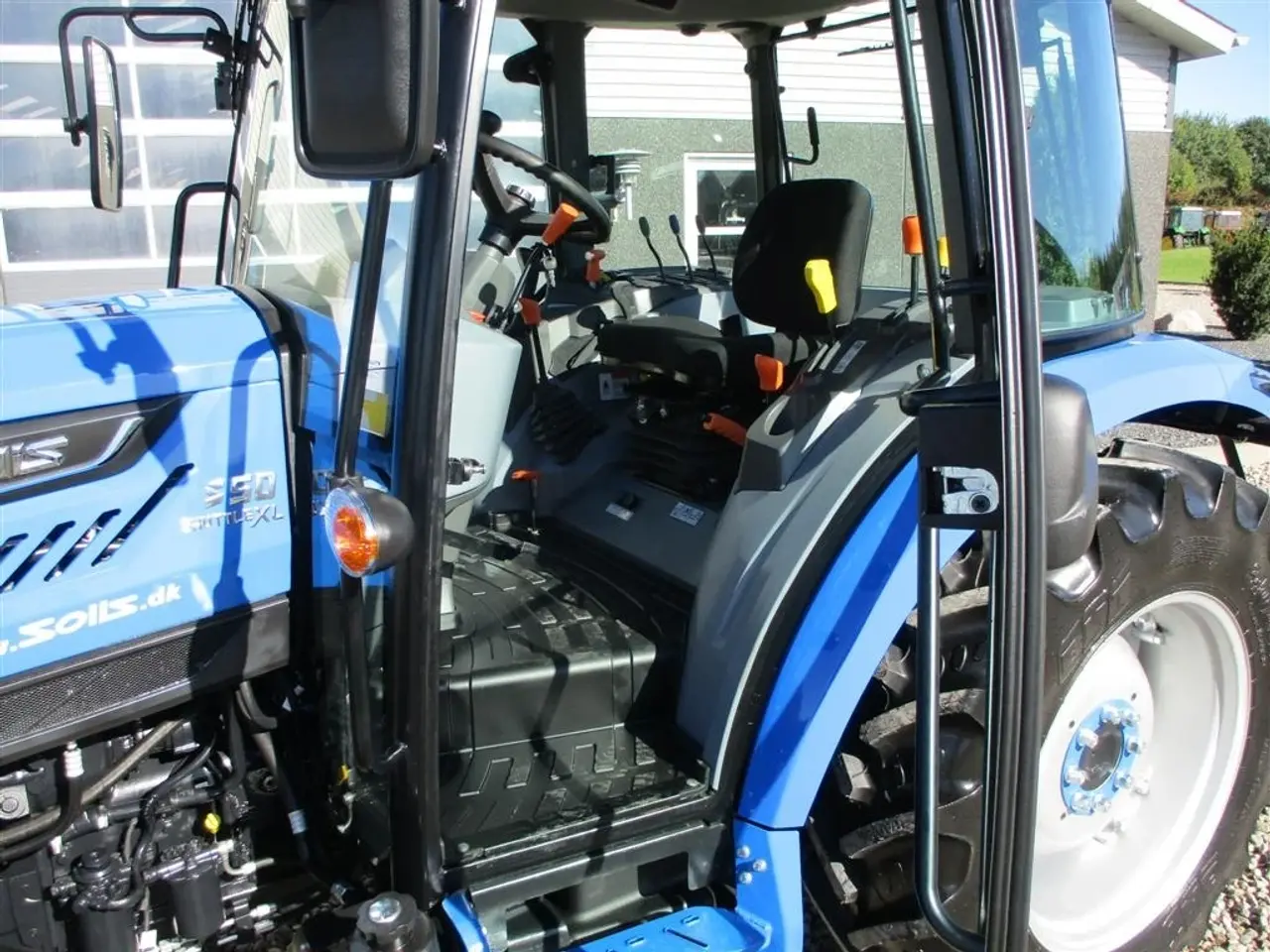 Billede 4 - Solis 50 Med frontlift og frontPTO