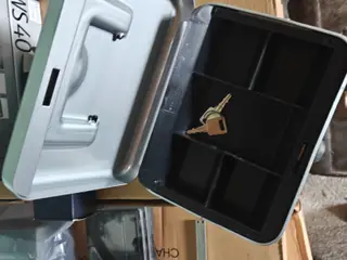 Pengeskab