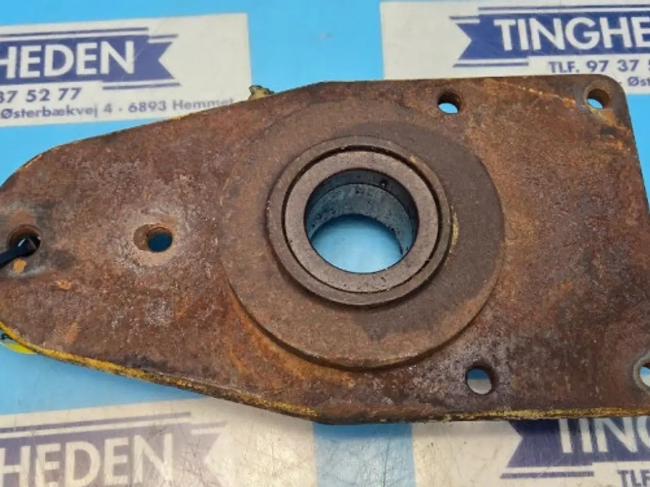 Billede 5 - New Holland TX34 Flangleje 439607