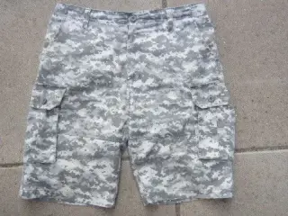 Str. 32, flotte shorts