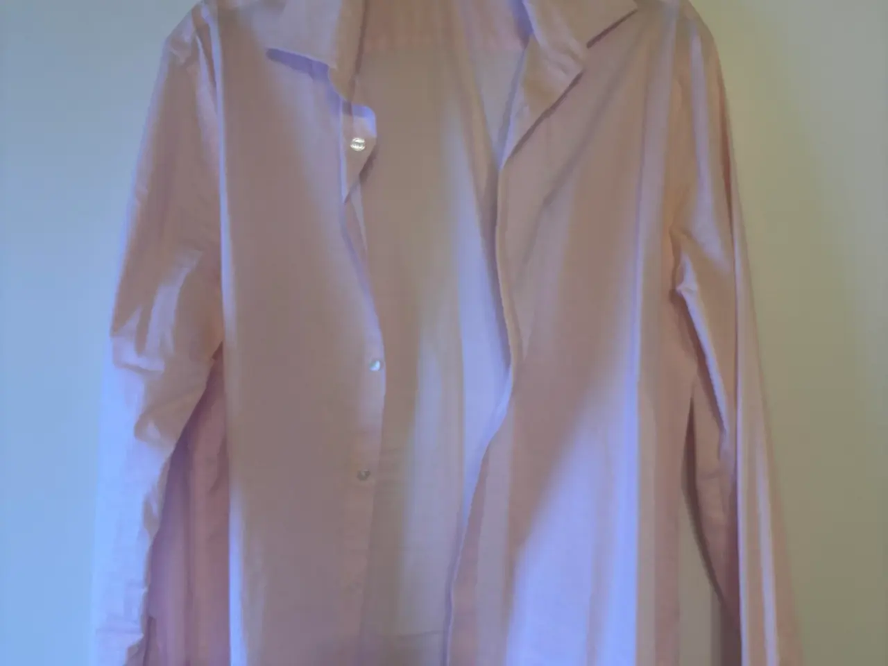 Billede 1 - Pink Tommy Hilfiger herreskjorte