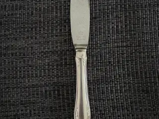 Riberhus kniv sølv plet 