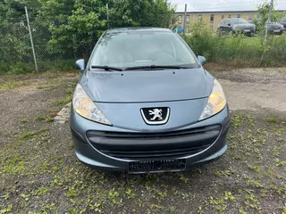 Peugeot 207 180000 lav km