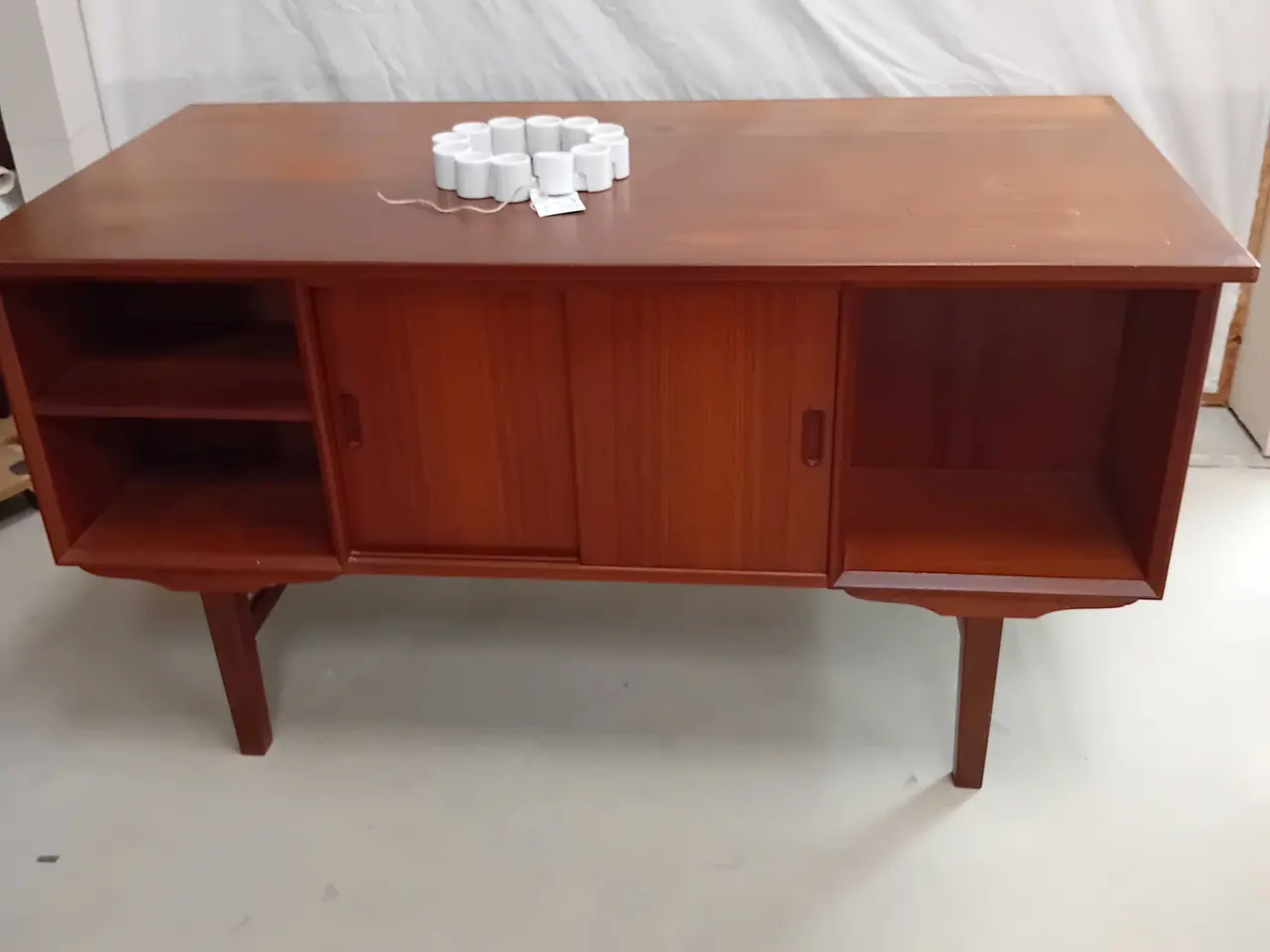 Billede 8 - Skrivebord teaktræ med hylder