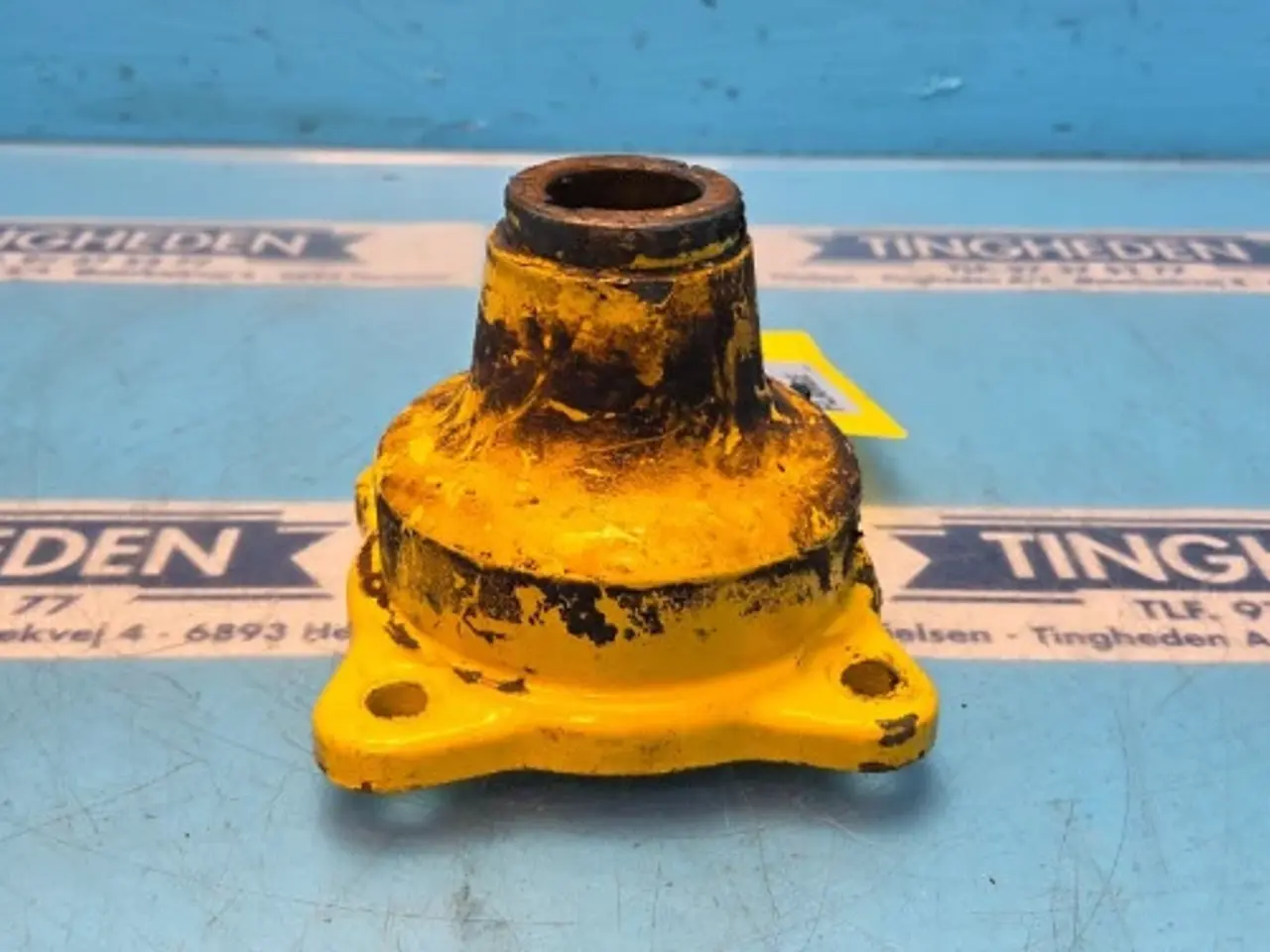 Billede 3 - New Holland TX68 Flange 754353