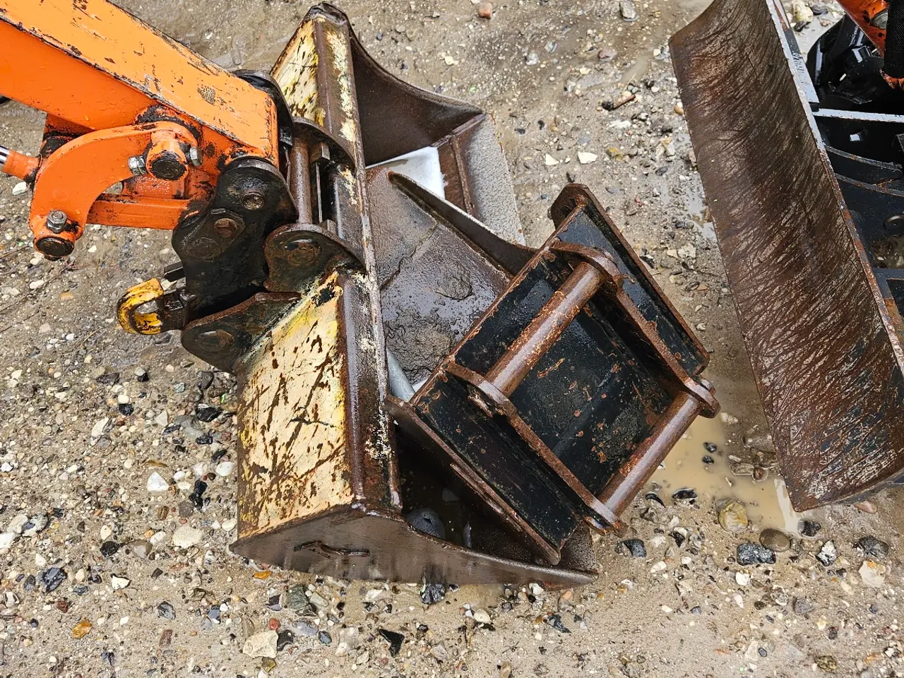 Billede 5 - Hitachi minigraver 10u