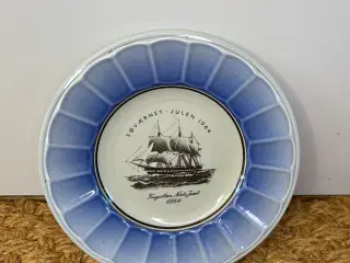 Royal Copenhagen Søværnets Juleplatte 1964