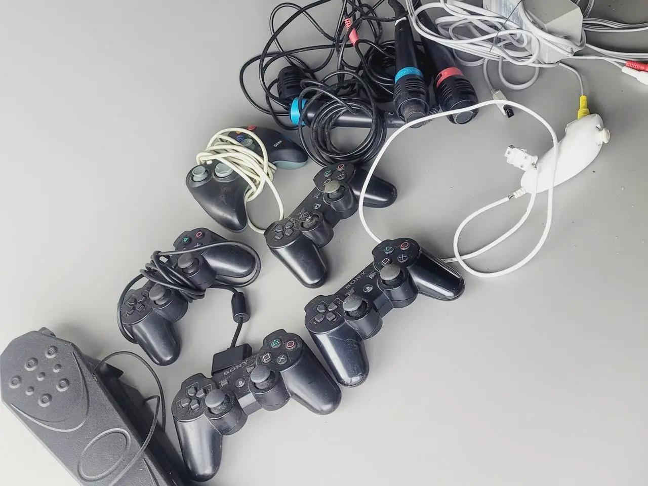 Billede 3 - ⭐️· 🎮 Kasse med Defekt Spilleudstyr / Konsoltilbe