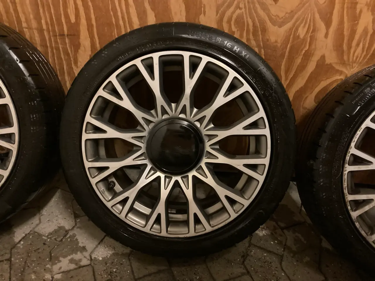 Billede 2 - Originale Fiat 500 16” Dolce Vita fælge vinterhjul