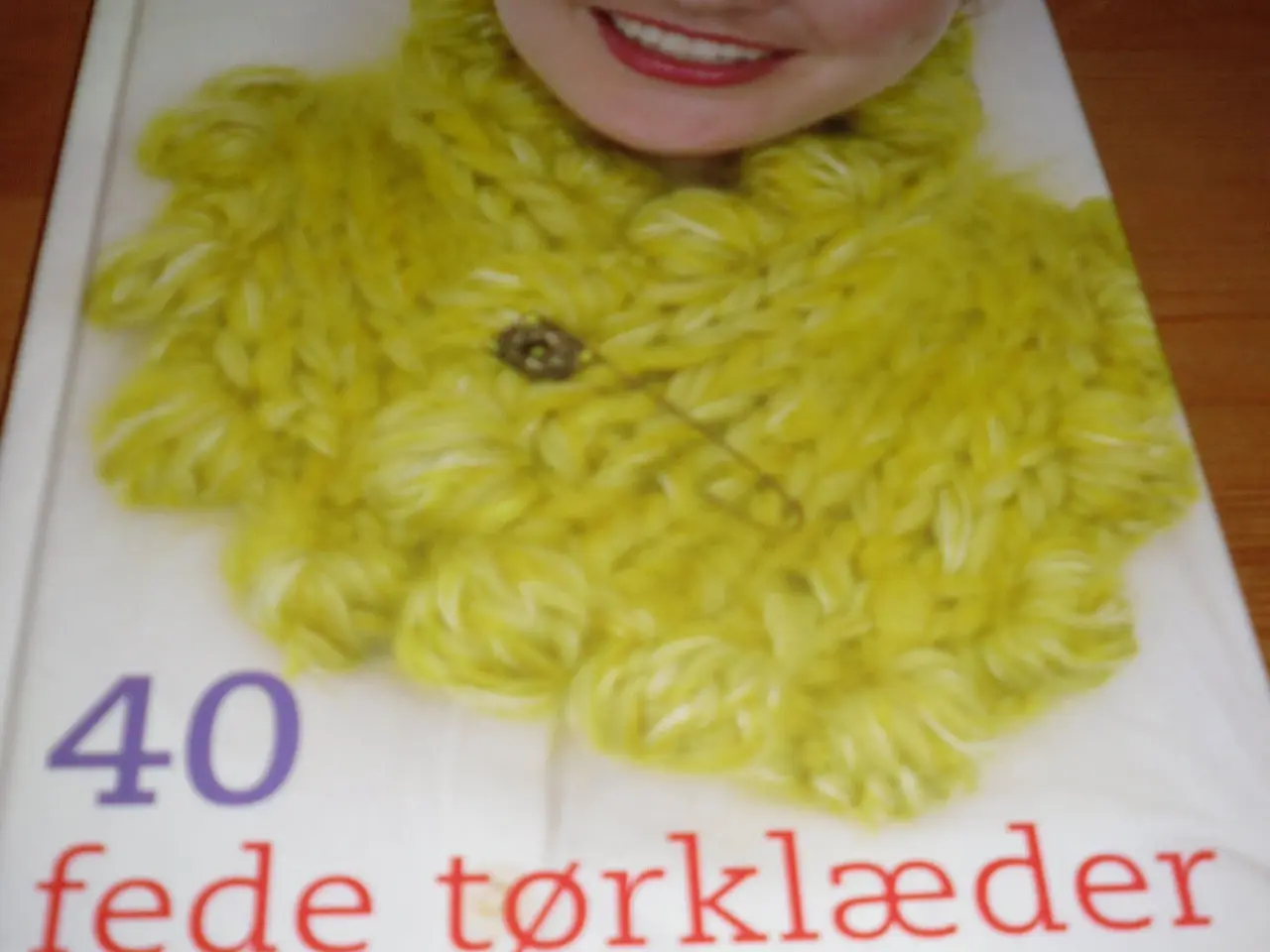 Billede 1 - 40 Fede Tørklæder.