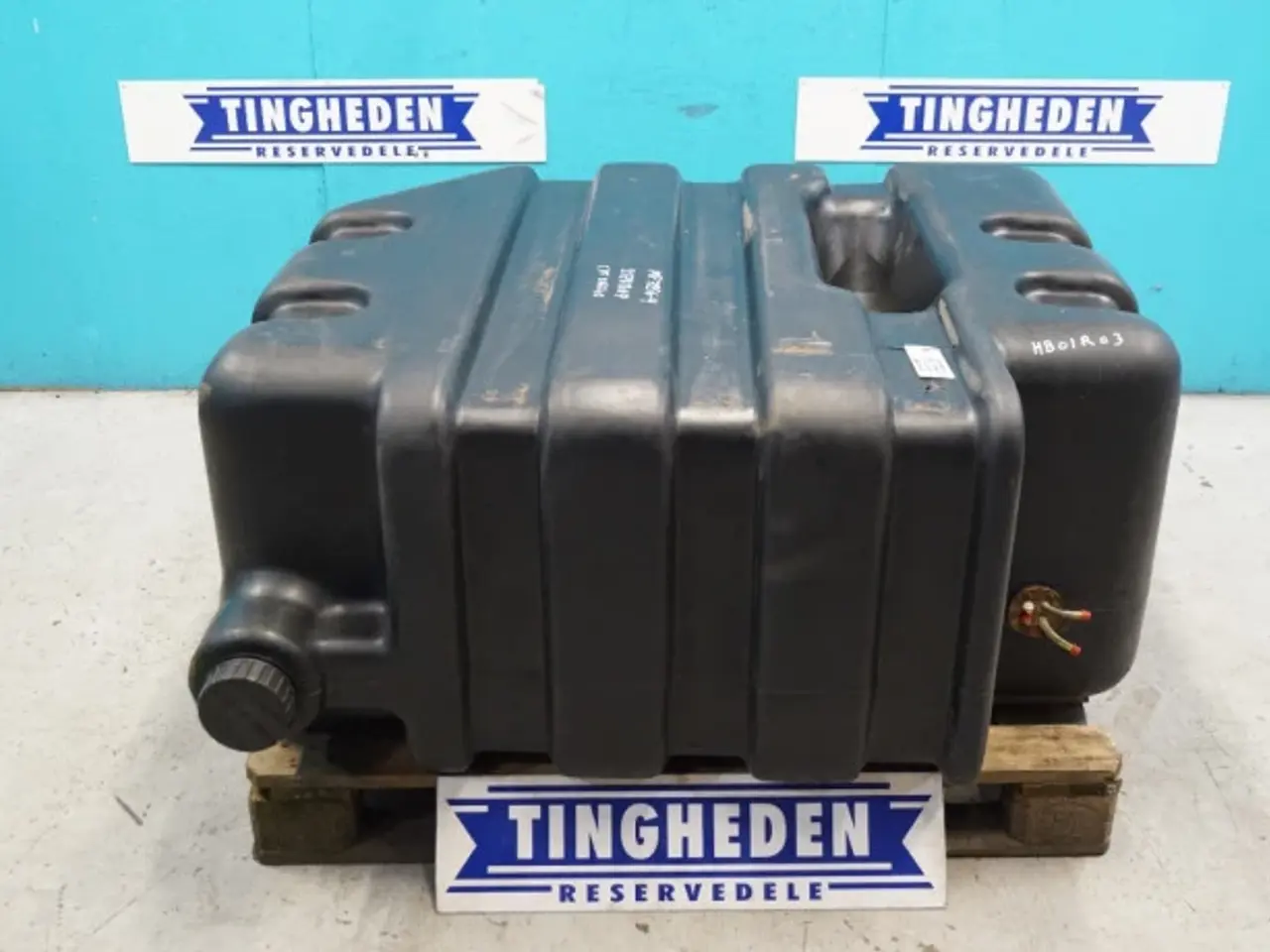 Billede 1 - Massey Ferguson 7256 Dieseltank 28781307
