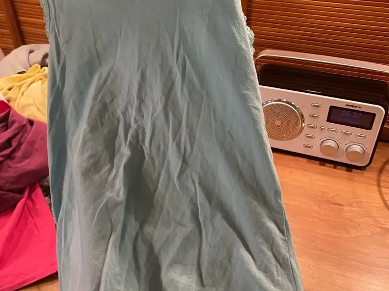 Billede 4 - Lyseblå flot blonde bluse str xs