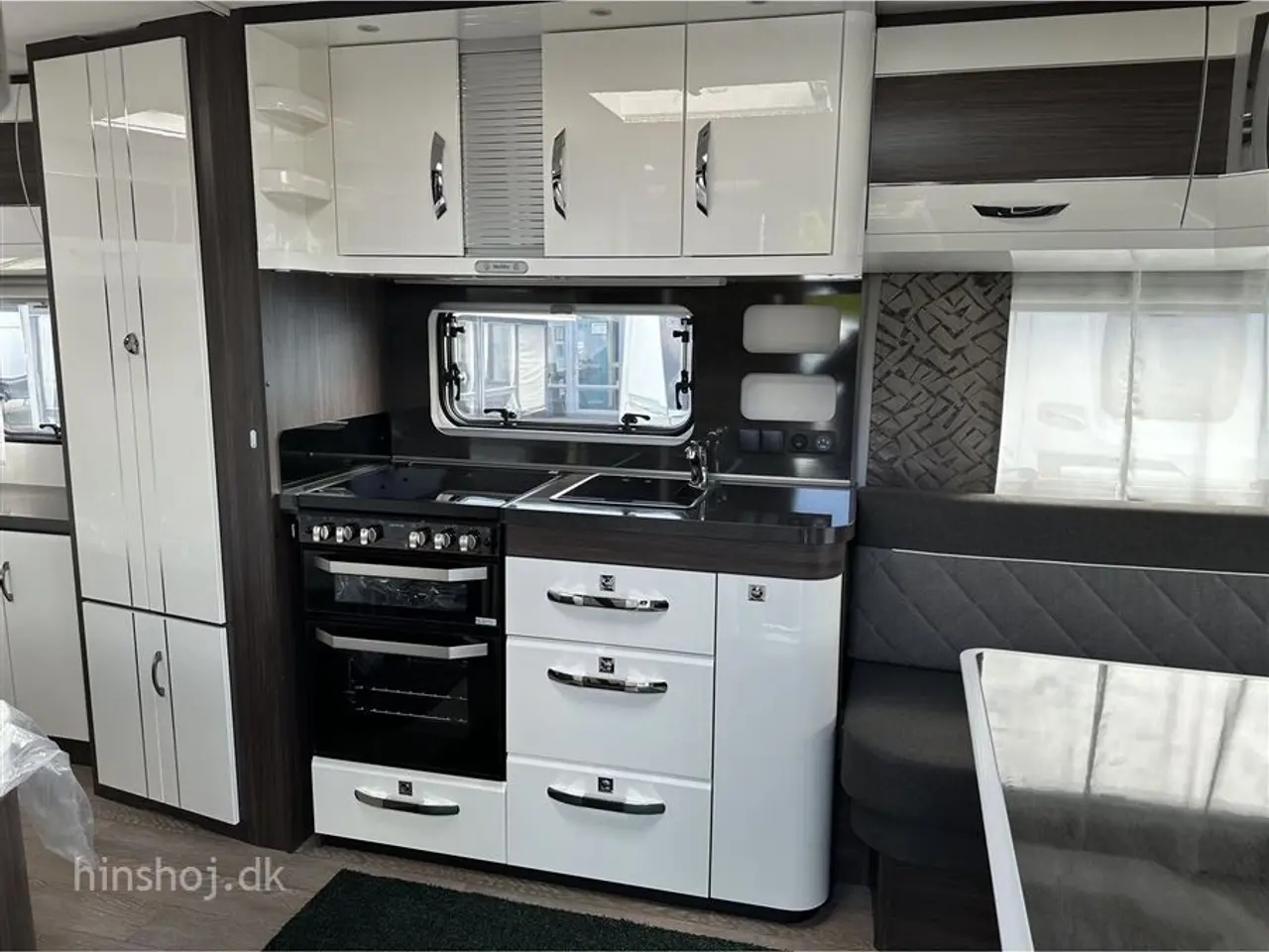 Billede 4 - 2025 - Hobby Prestige 560 WFU Dejlig vogn med rundsidegruppe og franskseng fra Hinshøj Caravan A/S