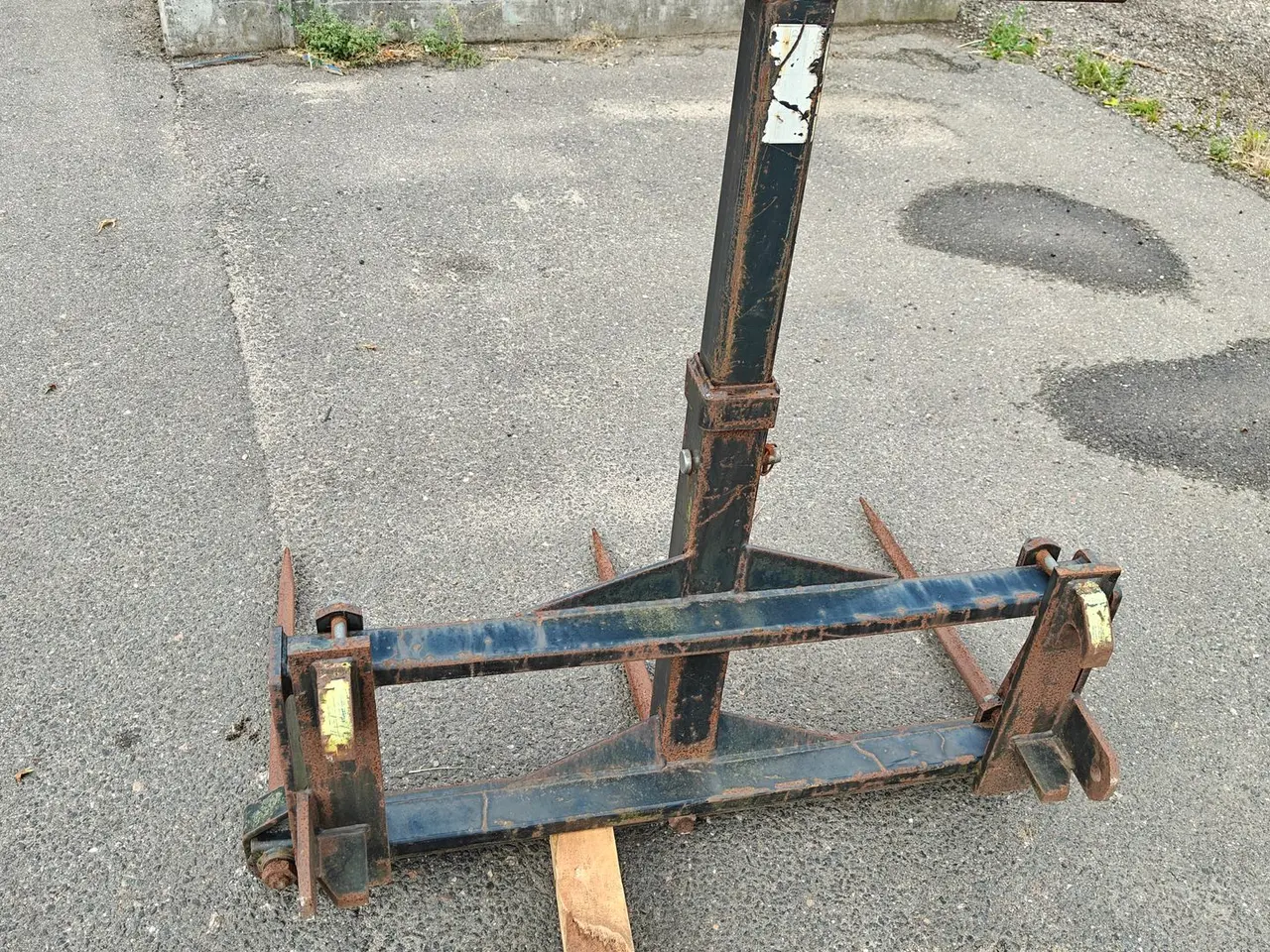 Billede 5 - - - - Halmspyd Med Trima Fæste