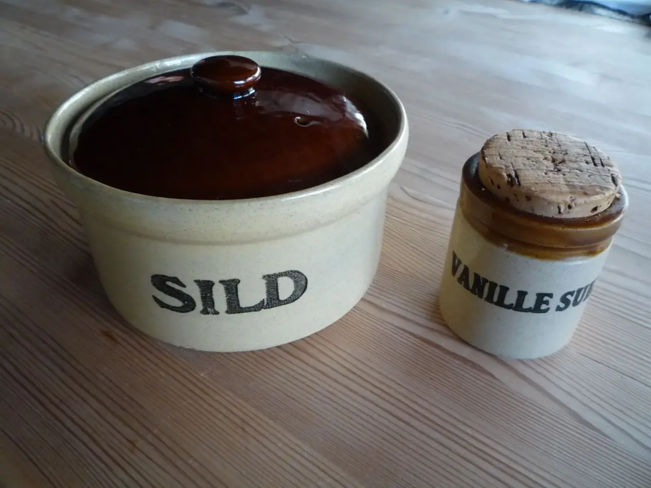 Billede 3 - Moira m.m, 2 store sildeskåle og krukke