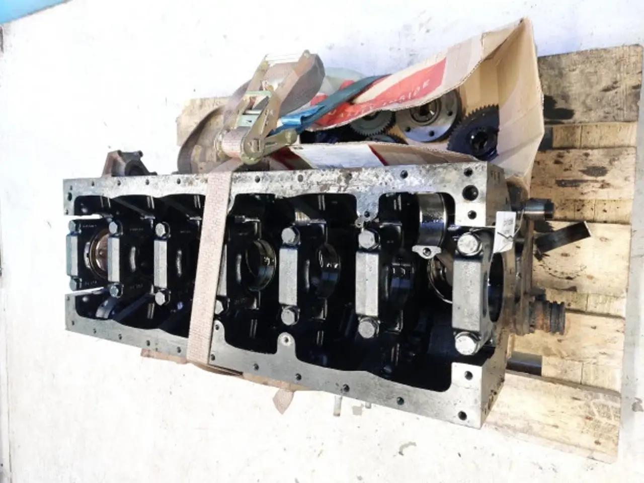 Billede 18 - Sisudiesel 84CTA-4V Motorblok 836873096