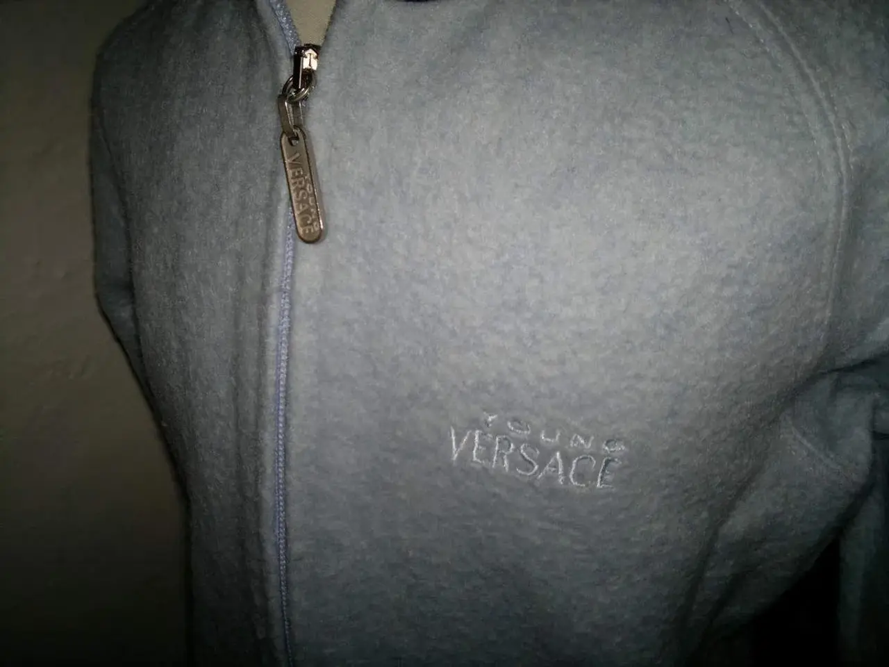 Billede 3 - Versace fleece jakke str 6 år ca. 116
