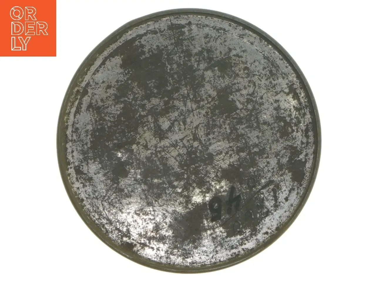 Billede 5 - Rund rød The metaldåse med låg (str. Ø 9,5 cm længde 13,5 cm)
