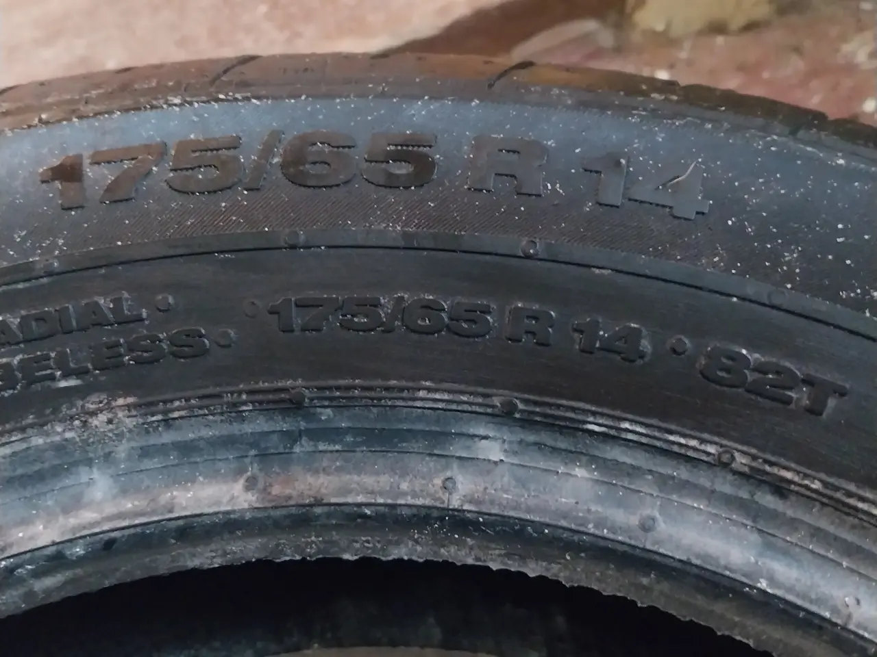 Billede 2 - 4 dæk 175/65 R14 82T - 400 KR