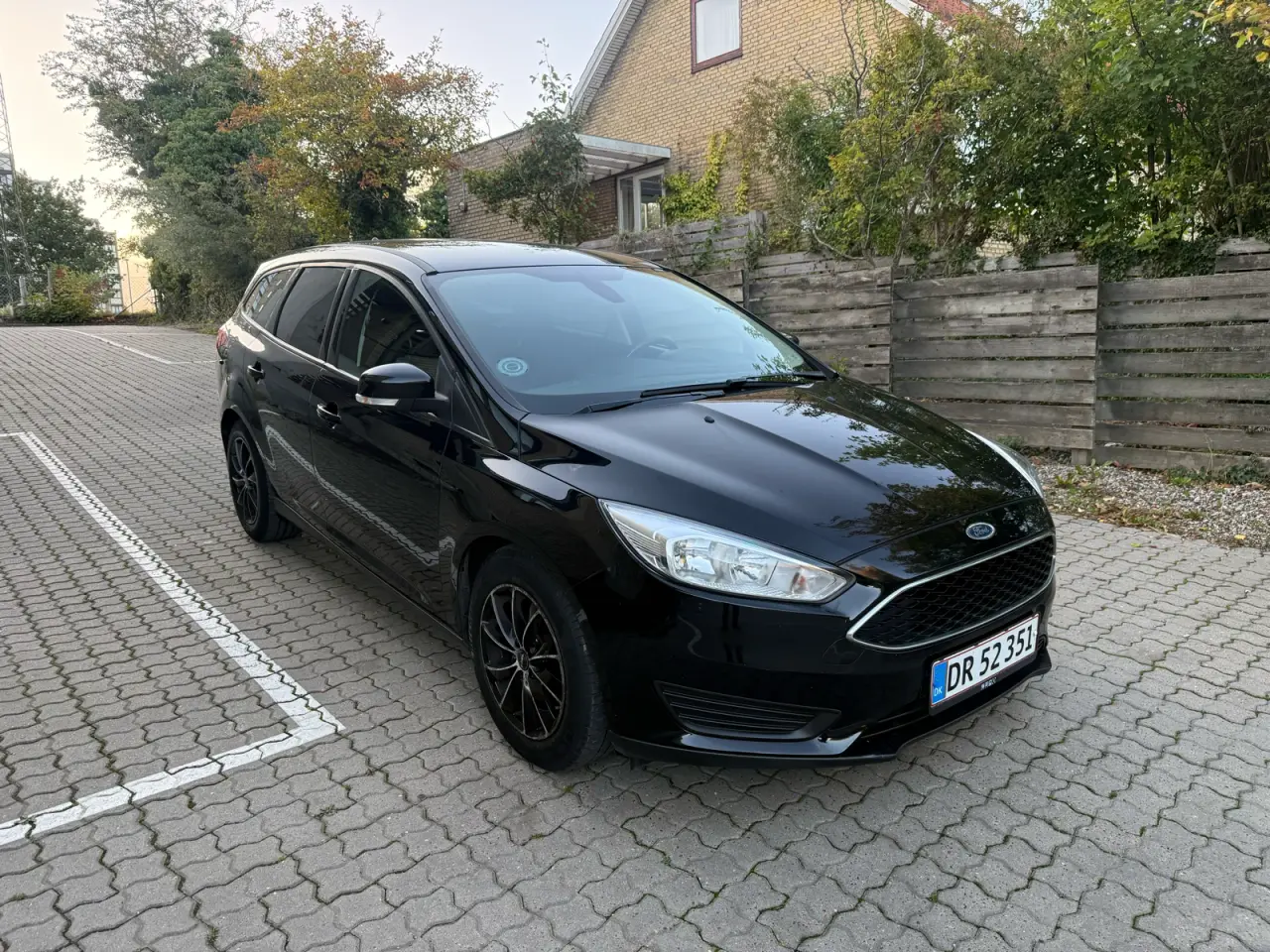 Billede 2 - Ford Focus 1.0 EcoBoost 2017 Km 197.000 Nysynet