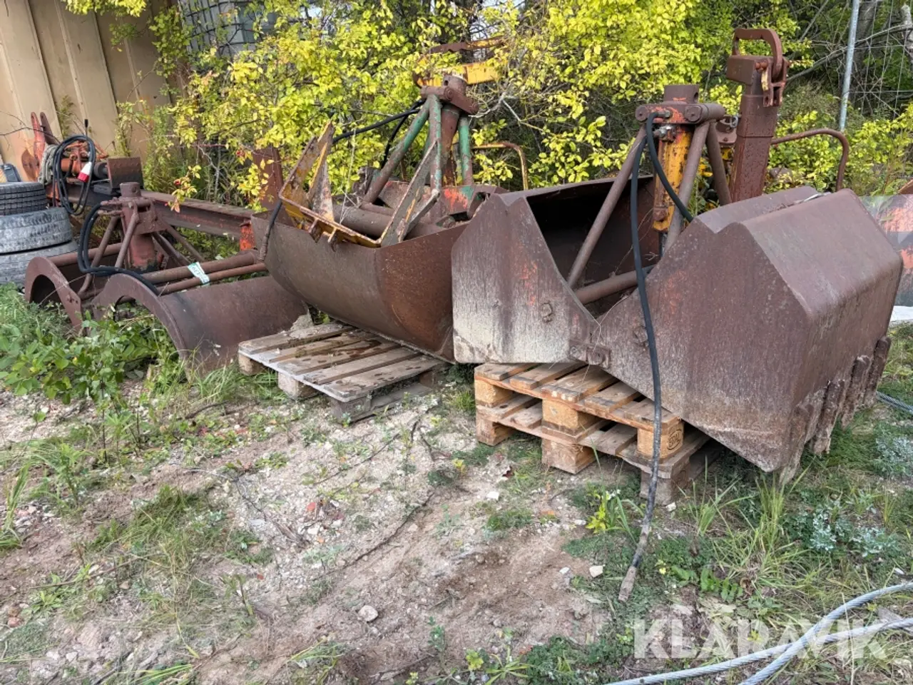 Billede 1 - Parti grabbe og hydrauliske skovle 6 stykker