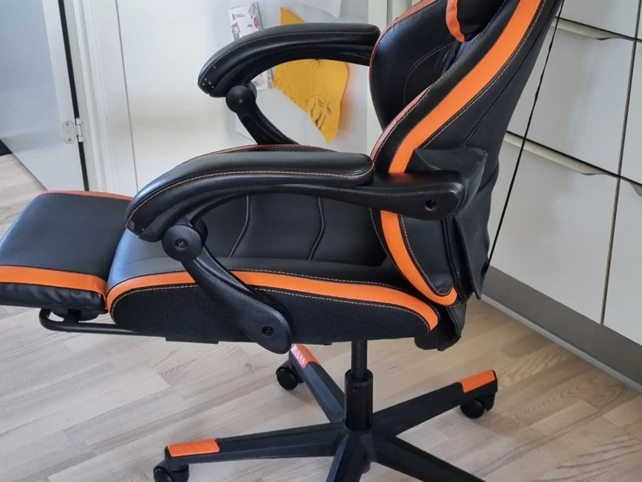 Billede 2 - god gamerstol