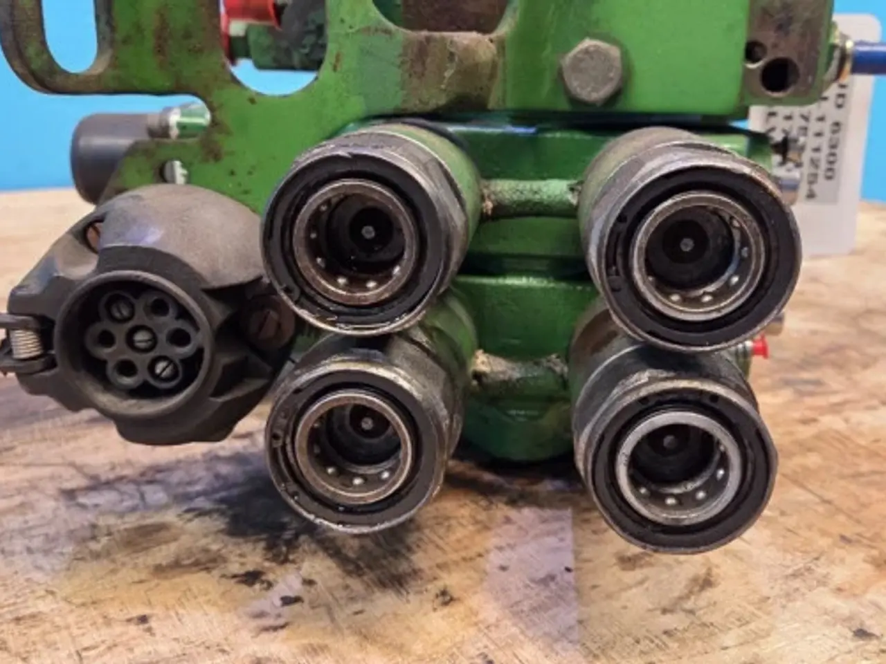 Billede 4 - John Deere 6300 Hydraulikventil AL111254